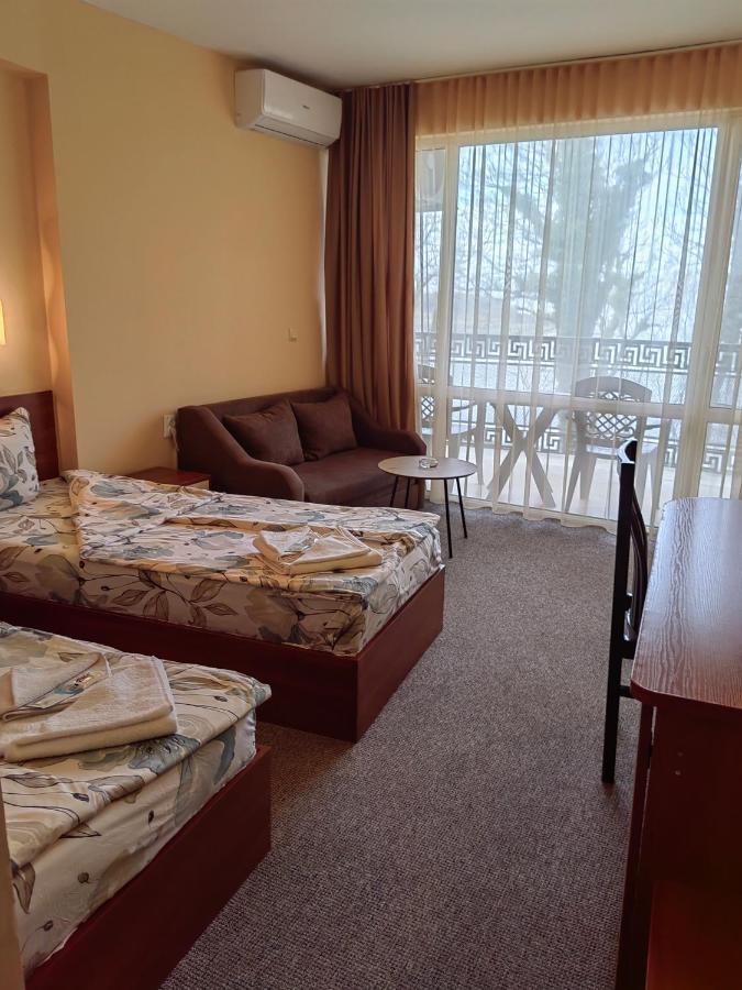 Family Hotel Diana 茨雷沃 外观 照片