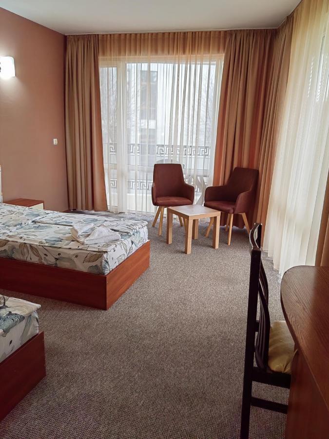 Family Hotel Diana 茨雷沃 外观 照片